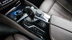 2022 BMW 5-Series 530e M Sport, серый — фото 9