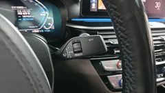2022 BMW 5-Series 530e M Sport, серый — фото 20
