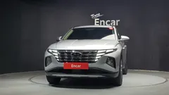 2023 Hyundai Tucson Inspiration 2WD, серо-серебристый — фото 3