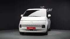 2023 Hyundai Staria 4WD Tourer 9-Seater, белый — фото 3