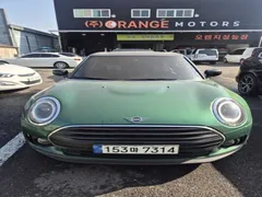 2022 Mini Clubman Classic Plus, зелёный — фото 1
