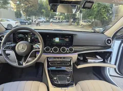 2023 Mercedes-Benz E-Class E450 4MATIC Exclusive, белый — фото 16