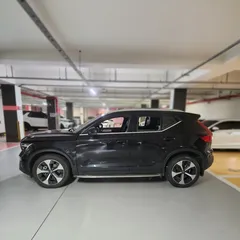 2023 Volvo XC40 B4 Ultimate Bright, чёрный — фото 11