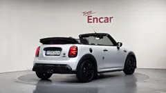 2024 Mini Cooper Convertible JCW, белый — фото 2