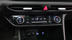 2022 Hyundai Sonata 2.0, белый — фото 17
