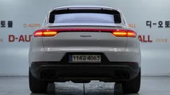 2022 Porsche Cayenne 3.0 COUPE PLATINUM EDITION, белый — фото 5