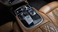 2022 BMW 7-Series 740Li xDrive M Sport Package, чёрный — фото 9