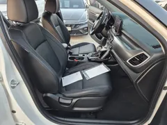 2023 Kia Seltos Gasoline 1.6 Turbo 2WD, белый — фото 14