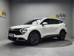 2022 Kia Sportage Gasoline 1.6 Turbo 2WD, белый — фото 2