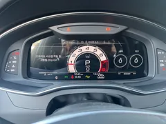 2025 Audi RS6 4.0 TFSI Quattro Avant Performance, чёрный — фото 8