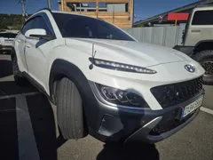 2022 Hyundai Kona Gasoline 1.6 Turbo 4WD, 흰색투톤 — фото 3