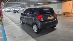 2022 Chevrolet Spark Premier, серый — фото 5