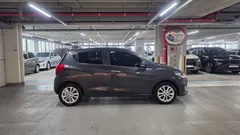 2022 Chevrolet Spark Premier, серый — фото 8