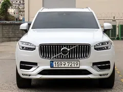 2022 Volvo XC90 B6 Inscription, белый — фото 1