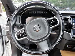 2022 Volvo XC90 B6 Inscription, белый — фото 8