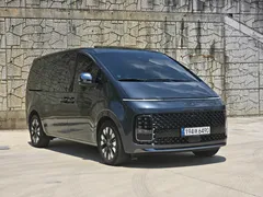 2023 Hyundai Staria L3.5 Lounge 7-Seater, серый — фото 3