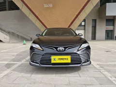 2023 Toyota Camry 2.5G Luxury, чёрный — фото 2