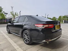 2023 Toyota Camry 2.5G Luxury, чёрный — фото 8