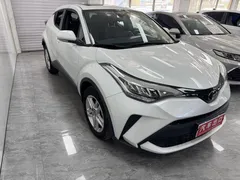 2022 Toyota C-HR 2.0L Leading, белый — фото 3