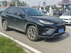 2022 Toyota Wildlander 2.0L 4WD Luxury Plus, чёрный — фото 3