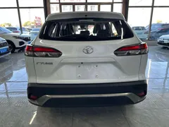 2022 Toyota Frontlander 2.0L CVT Luxury Plus, белый — фото 5