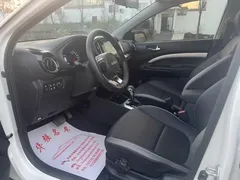 2021 Kia Yipao 1.4L CVT Sunroof, белый — фото 8