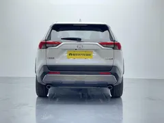 2022 Toyota RAV4 2.0L CVT 2WD Fashion Plus, белый — фото 6