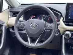 2022 Toyota RAV4 2.0L CVT 2WD Fashion Plus, белый — фото 11