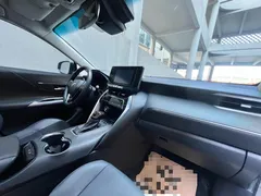 2022 Toyota Venza 2.0L CVT 2WD Luxury — фото 10