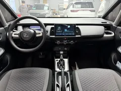 2021 Honda Fit 1.5L CVT, белый — фото 10