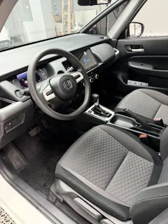 2021 Honda Fit 1.5L CVT, белый — фото 15