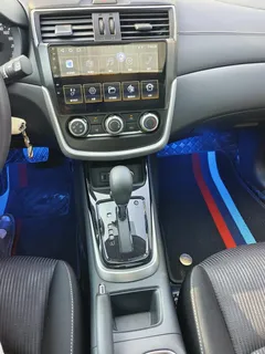 2021 Nissan Tiida 1.6L CVT, красный — фото 9