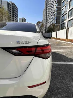 2022 Nissan Sylphy 1.6L XL CVT Enjoy, белый — фото 19