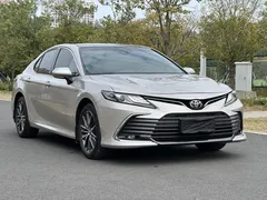 2021 Toyota Camry 2.5G Luxury — фото 3