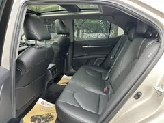 2021 Toyota Camry 2.5G Luxury — фото 8