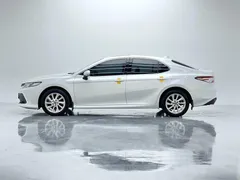 2023 Toyota Camry 2.0GVP Leading, белый — фото 4