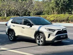 2022 Toyota RAV4 2.0L CVT 2WD Fashion Plus, белый — фото 3