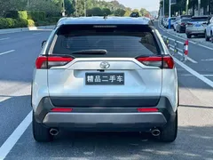 2022 Toyota RAV4 2.0L CVT 2WD Fashion Plus, белый — фото 8