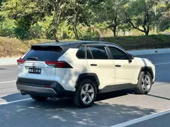 2022 Toyota RAV4 2.0L CVT 2WD Fashion Plus, белый — фото 9