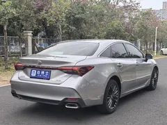 2022 Toyota Avalon 2.0L XLE Premium — фото 5