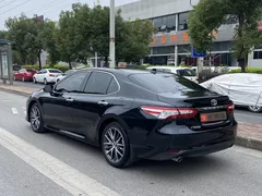 2021 Toyota Camry 2.5G Luxury, чёрный — фото 6