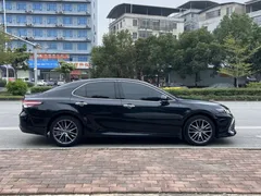 2021 Toyota Camry 2.5G Luxury, чёрный — фото 7
