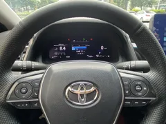 2021 Toyota Camry 2.5G Luxury, чёрный — фото 12