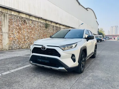 2022 Toyota RAV4 2.0L CVT 4WD Fashion
