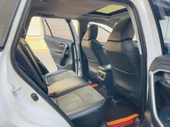 2022 Toyota RAV4 2.0L CVT 4WD Fashion, белый — фото 9