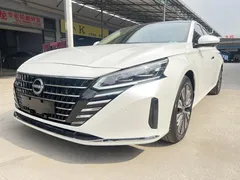 2022 Nissan Teana 2.0L XL-Upr Premium, белый — фото 2