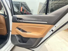 2022 Nissan Teana 2.0L XL-Upr Premium, белый — фото 17