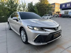 2022 Toyota Camry 2.0GVP Leading — фото 3