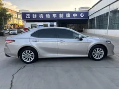 2022 Toyota Camry 2.0GVP Leading — фото 7