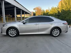 2022 Toyota Camry 2.0GVP Leading — фото 8